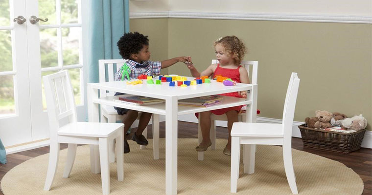 تحریر کودک 3 - نحوه ی انتخاب میز تحریر کودک